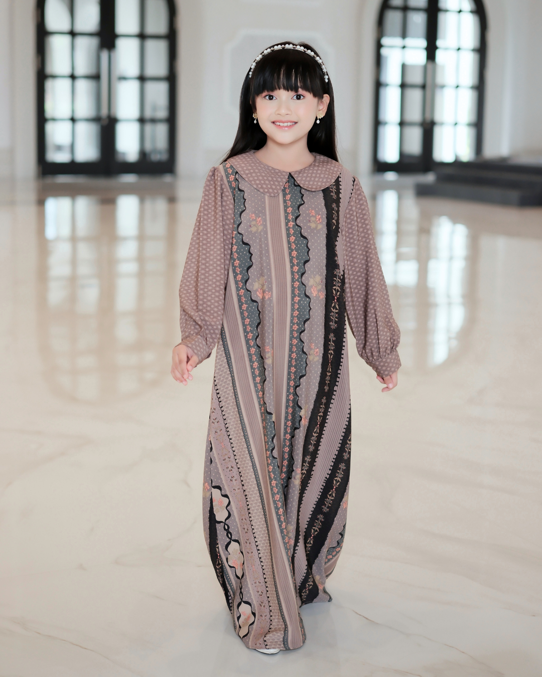 Ghazia Sarimbit Starry 