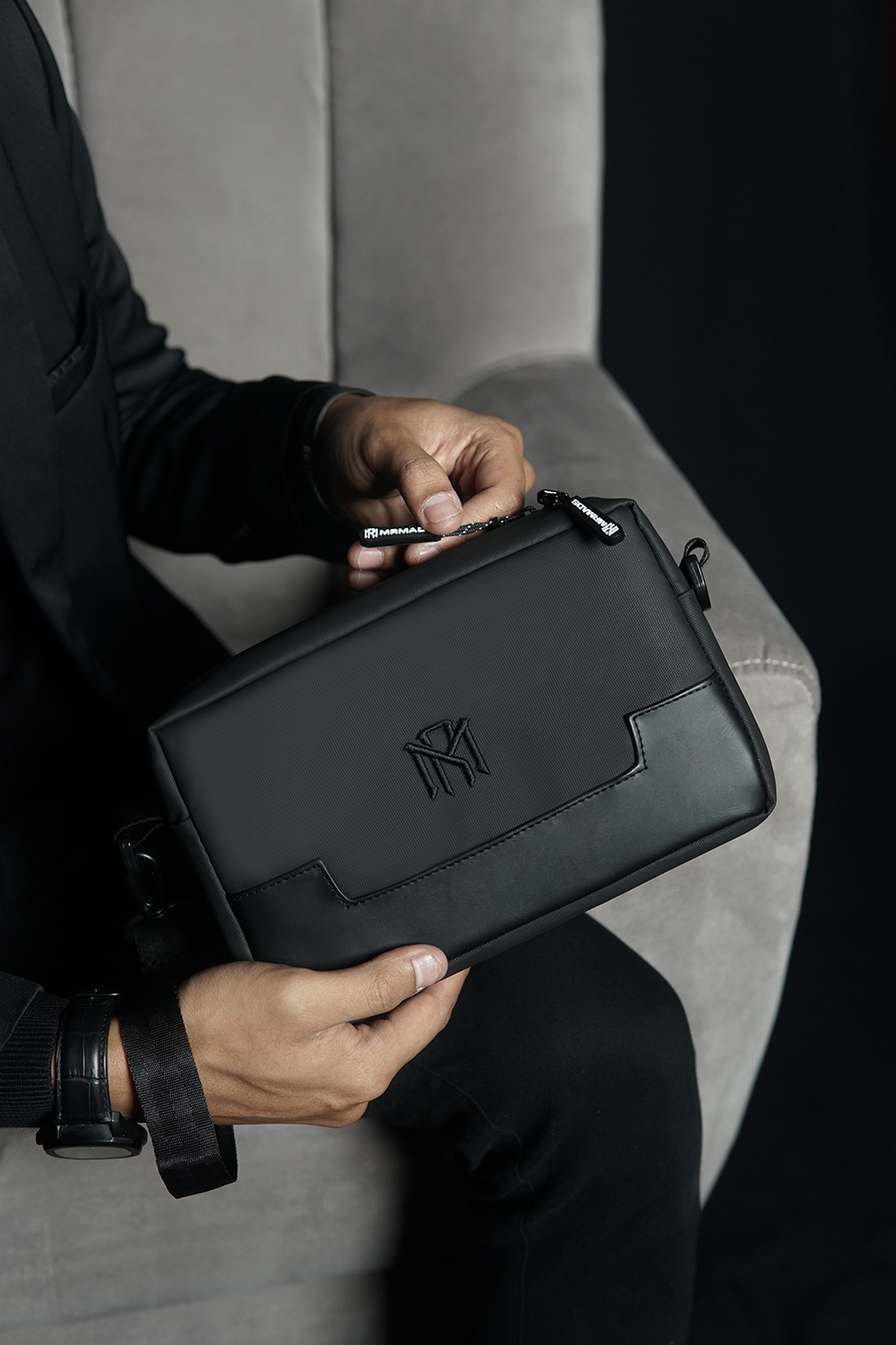 MARVIN Clutch Bag