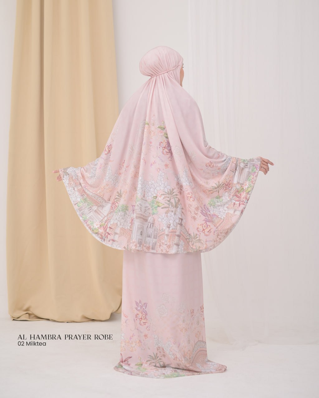 AL HAMBRA PRAYER ROBE