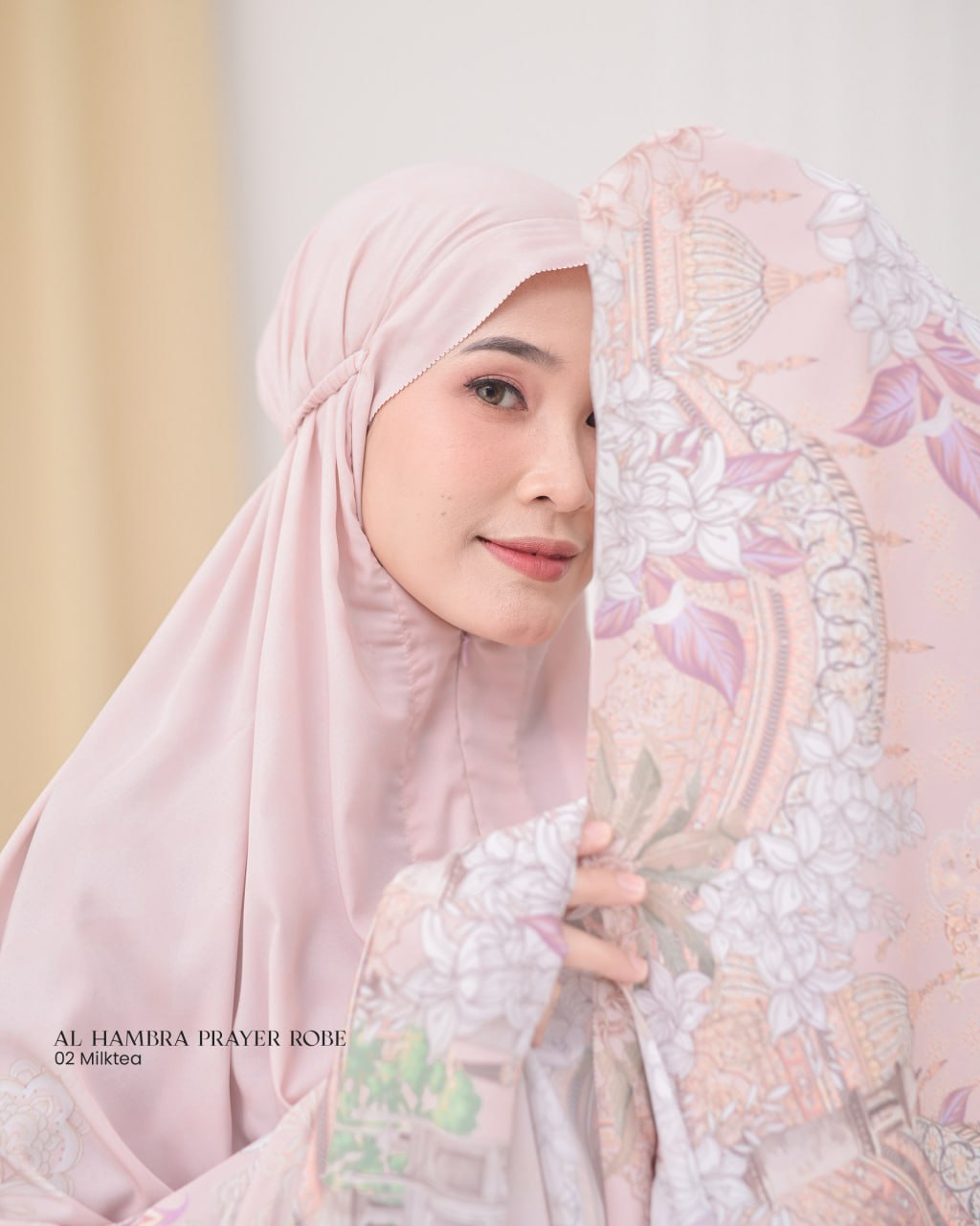 AL HAMBRA PRAYER ROBE