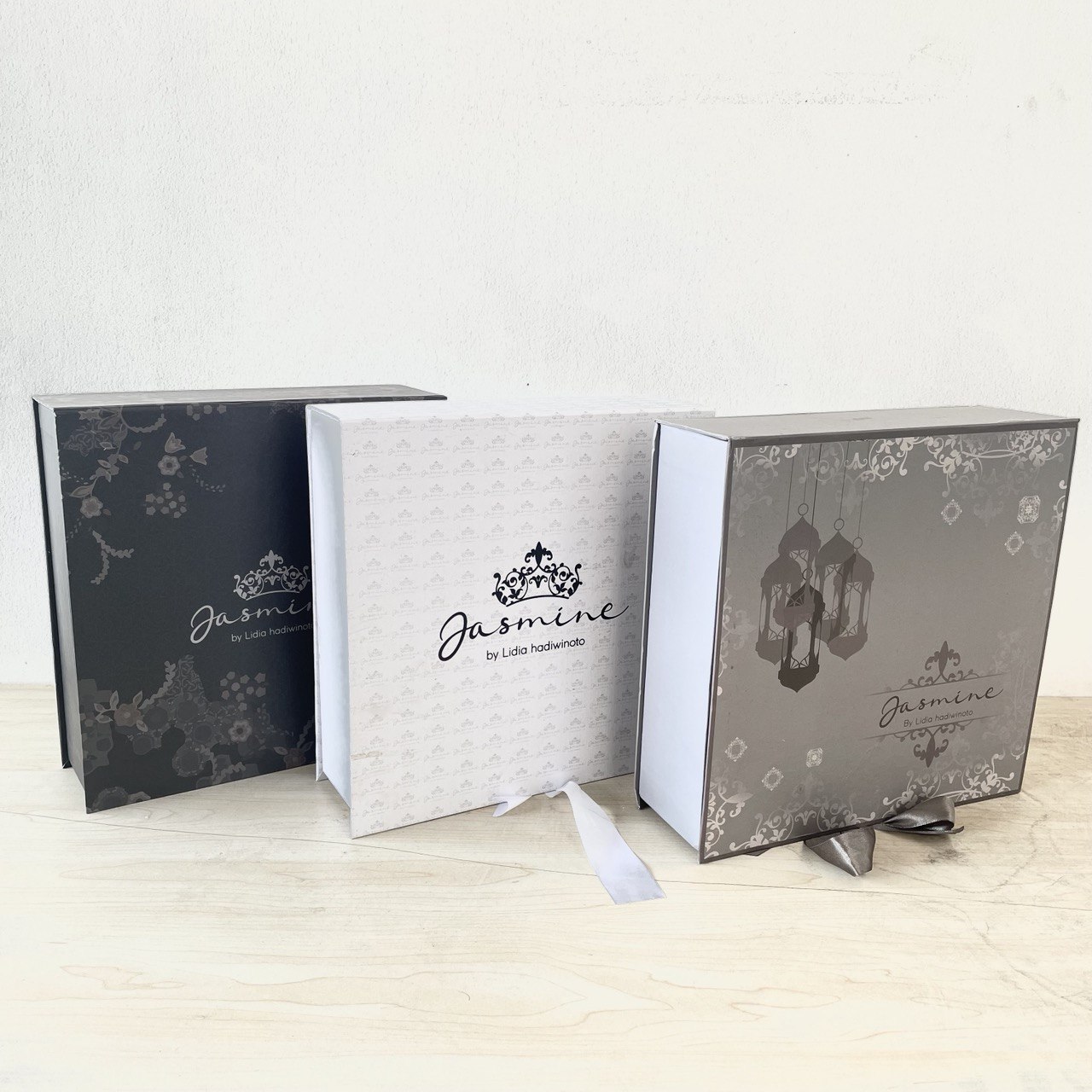 HARD BOX JASMINE