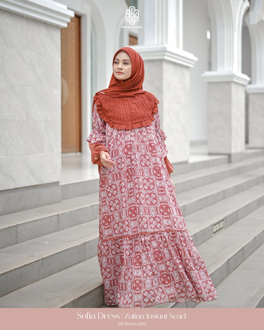 SOFIA DRESS