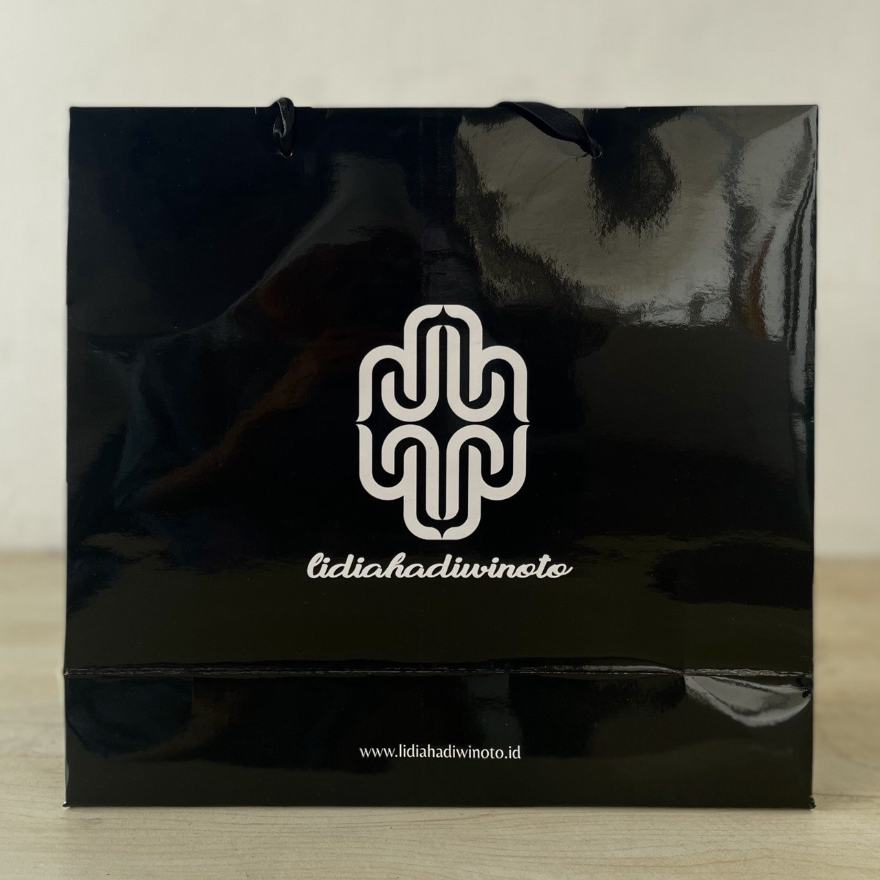 PAPER BAG LH