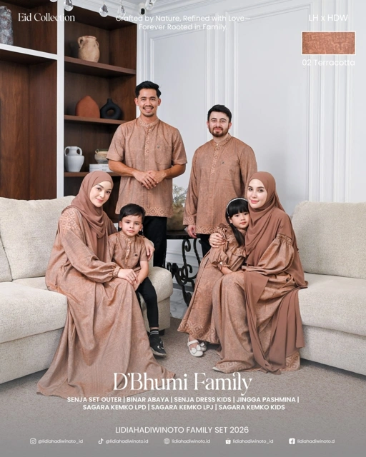 Image of Dbhumi Family Set 02 Terracotta (Sarimbit LH 2026)