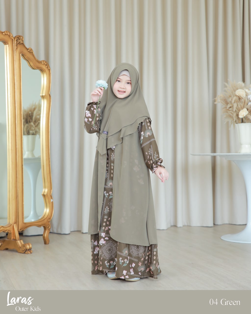 Laras Outer Kids