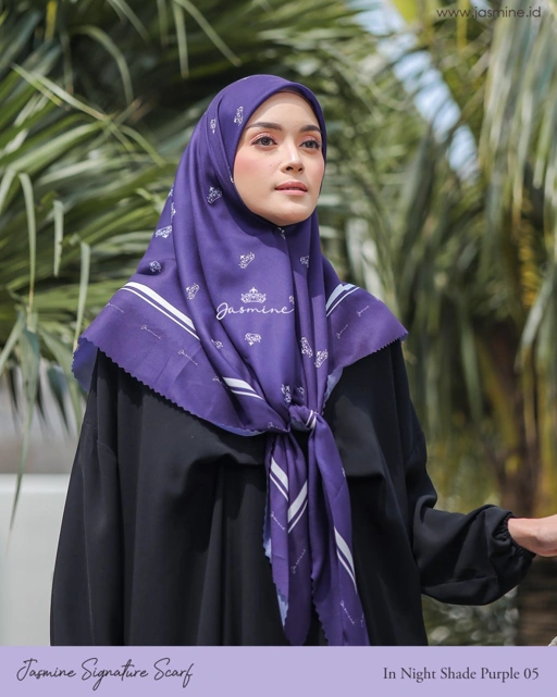 Image of Jasmine Signature Scarf