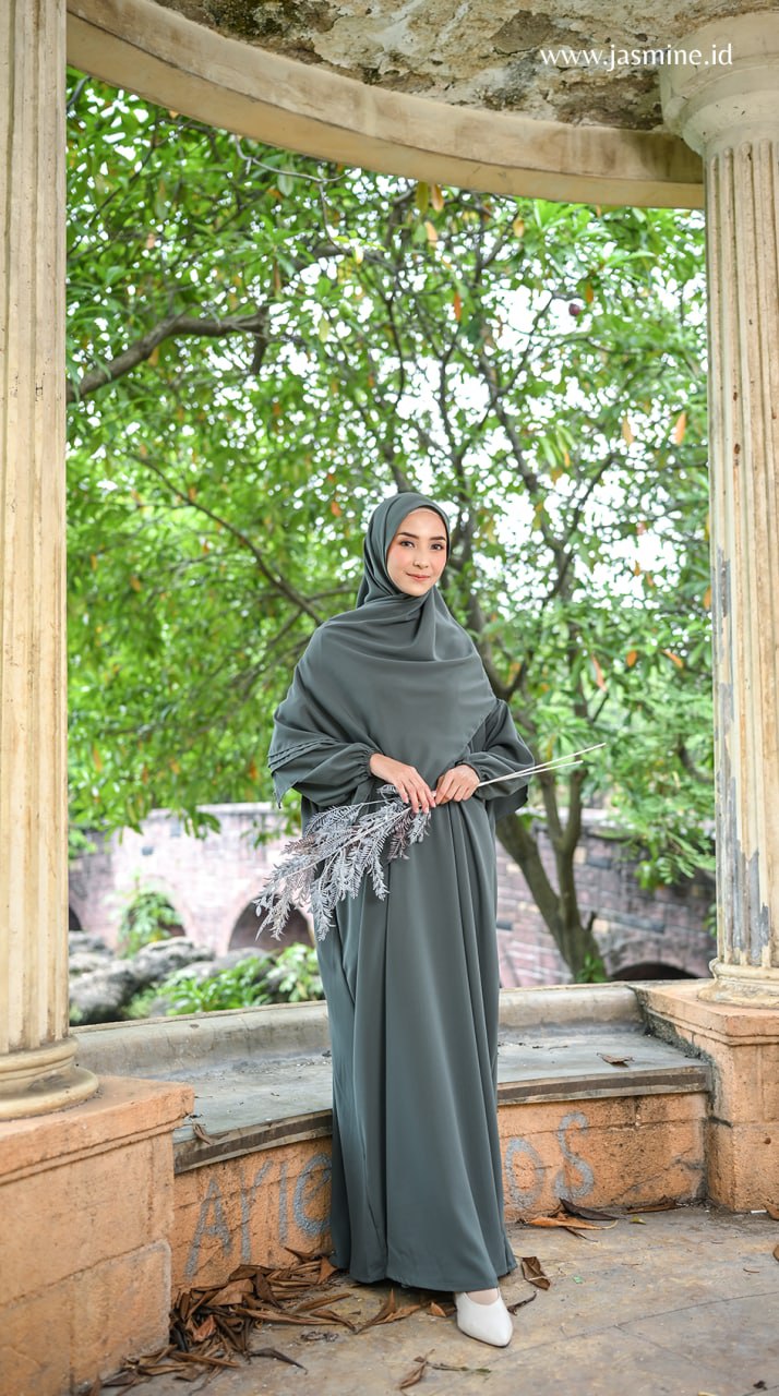 ZYRA ABAYA SET PASHMINA