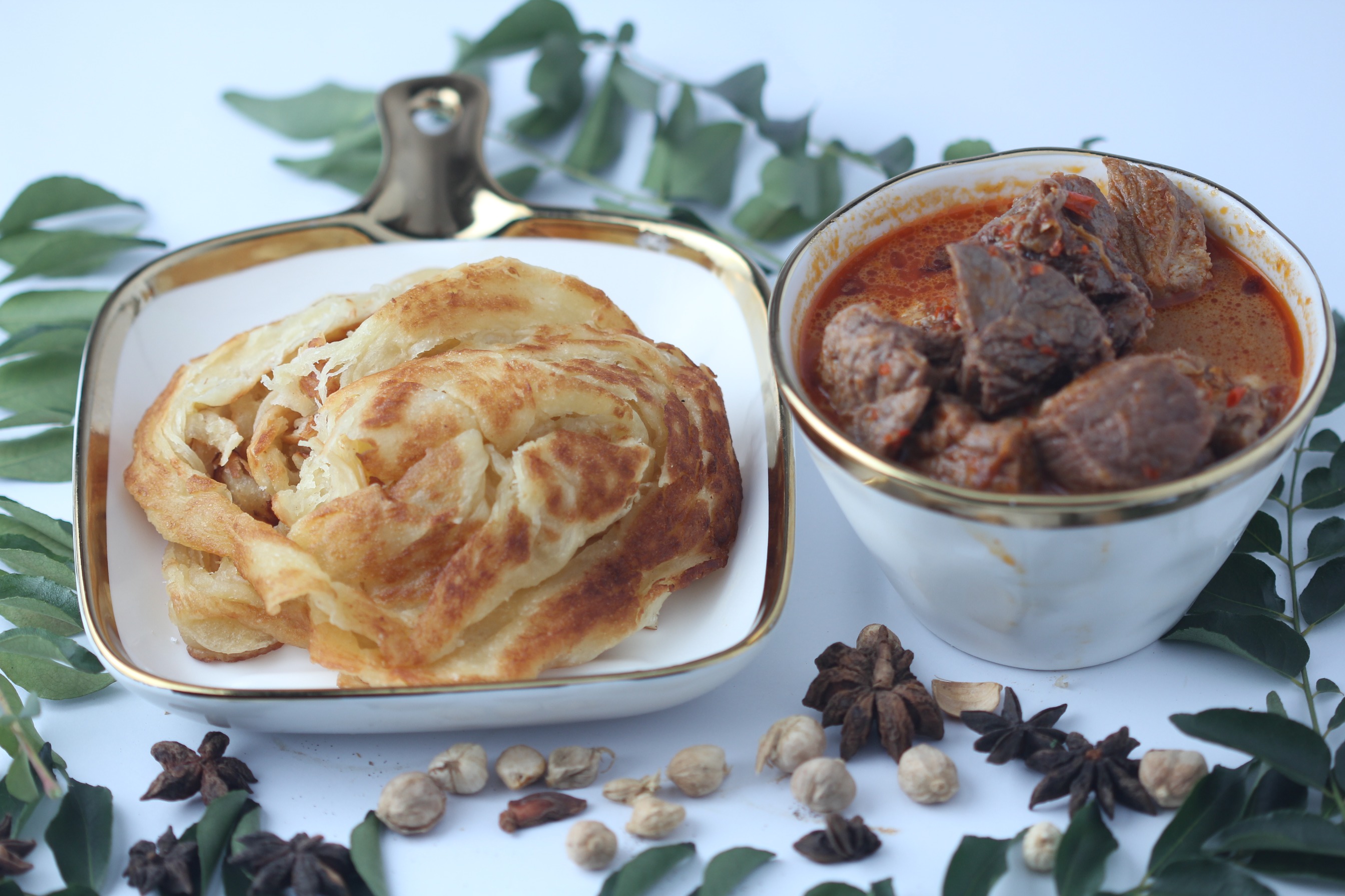 Roti Canai Kari Sapi