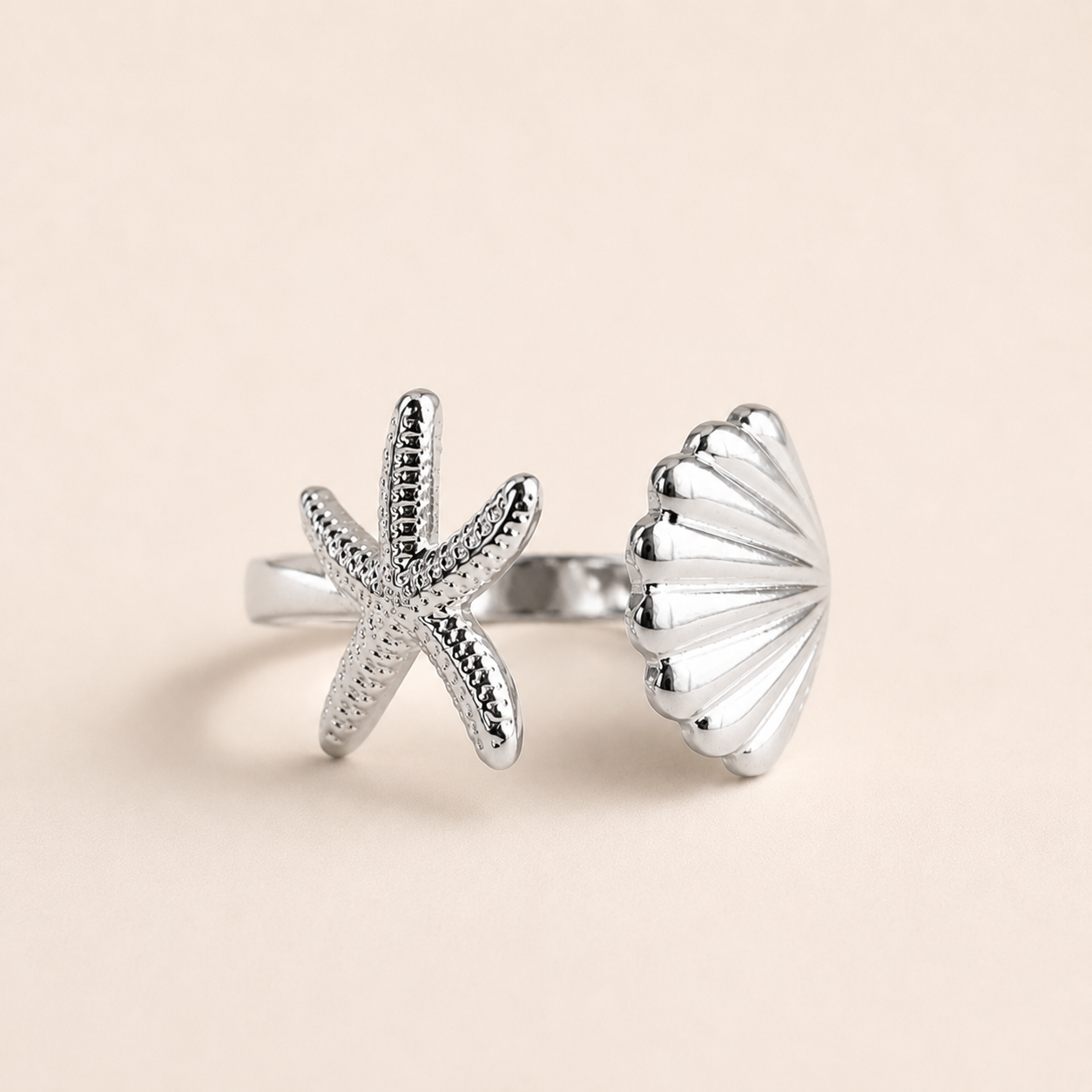 Louisë // On The Coast - 18k Gold Plated Stainless Steel (Anti Karat)