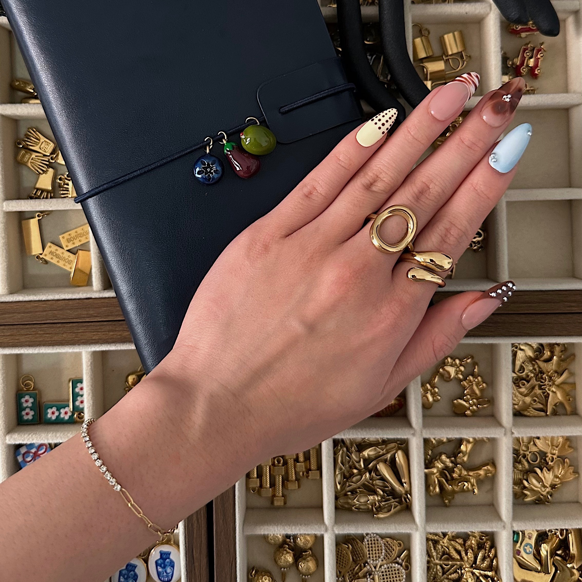 Louise // Orb Ring - 18k Gold Plated Stainless Steel (Anti Karat)