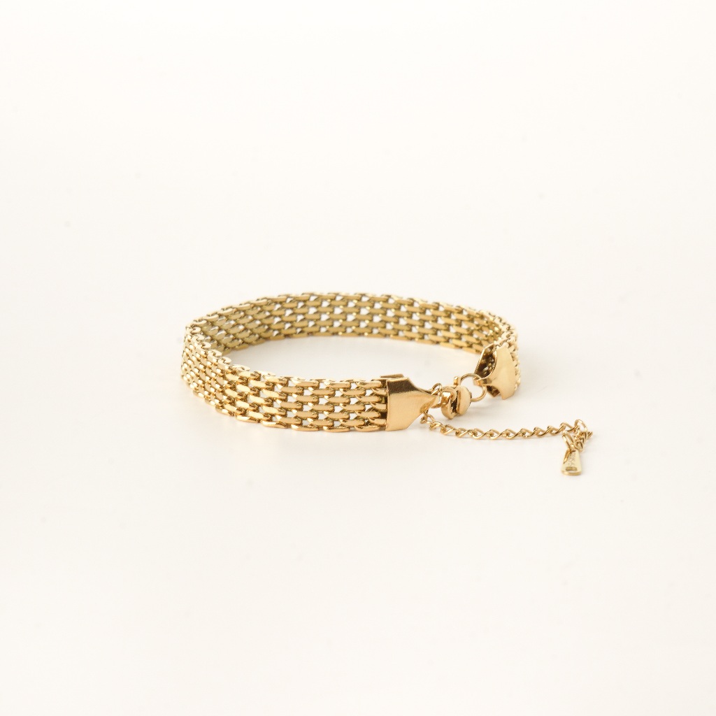 Louisë // Gold Palma Bracelet - 18k Gold Plated Stainless Steel Bracelet (Anti Karat)