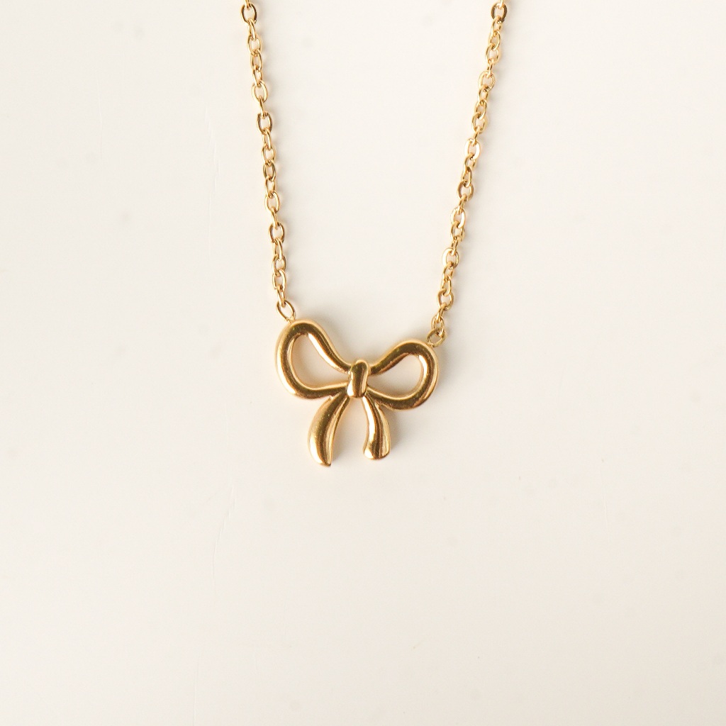 Louisë // Gold Tiny Bows in Copenhagen Necklace - 18k Gold Plated Titanium Steel (Anti Karat)