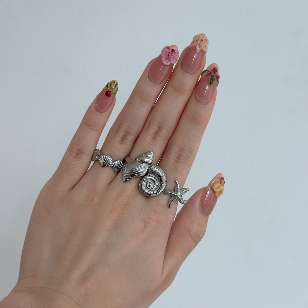 Louisë // Mallorca Seashell Ring - 18k Gold Plated Stainless Steel (Anti Karat)
