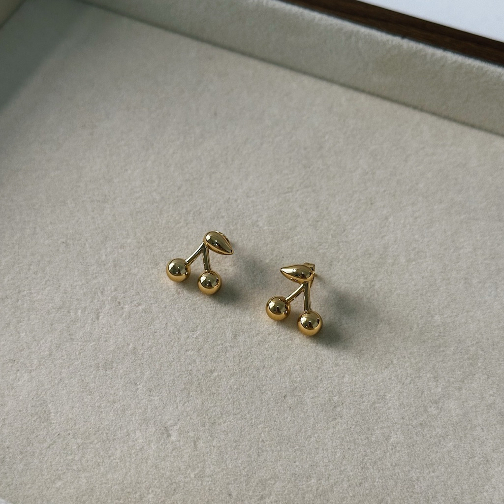 Louisë // Gold Pastiche Cherry Earrings - 18k Gold Plated Stainless Steel (Anti Karat)