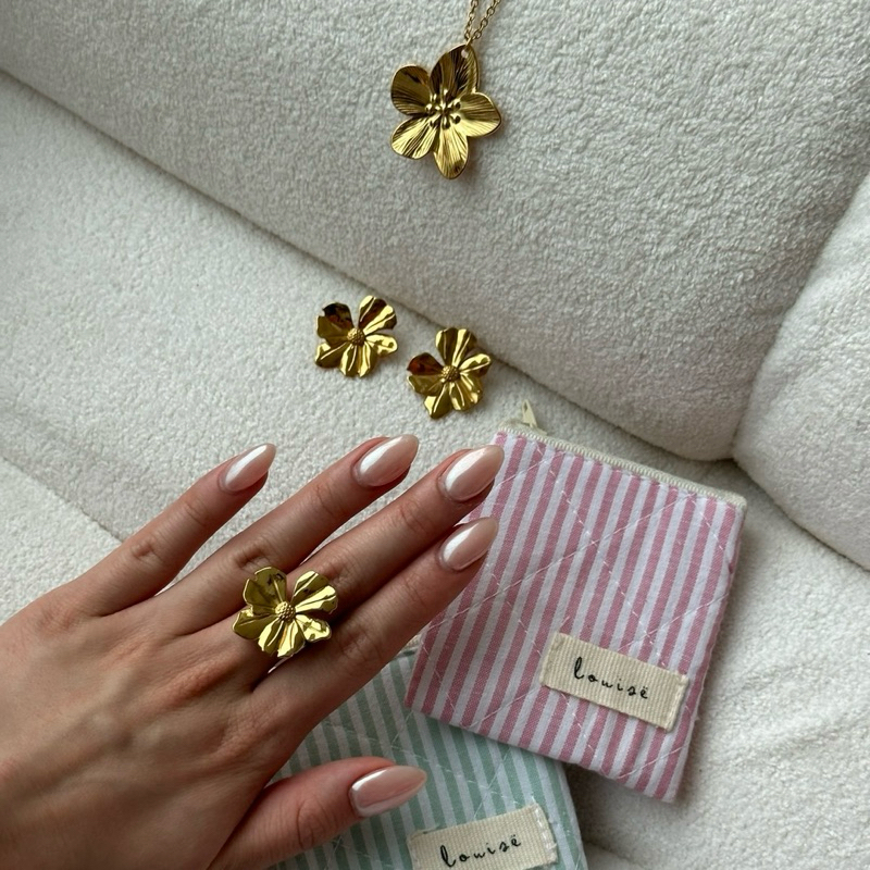 Louisë // Hibiscus Statement Adjustable Ring - 18k Gold Plated Stainless Steel (Anti Karat)