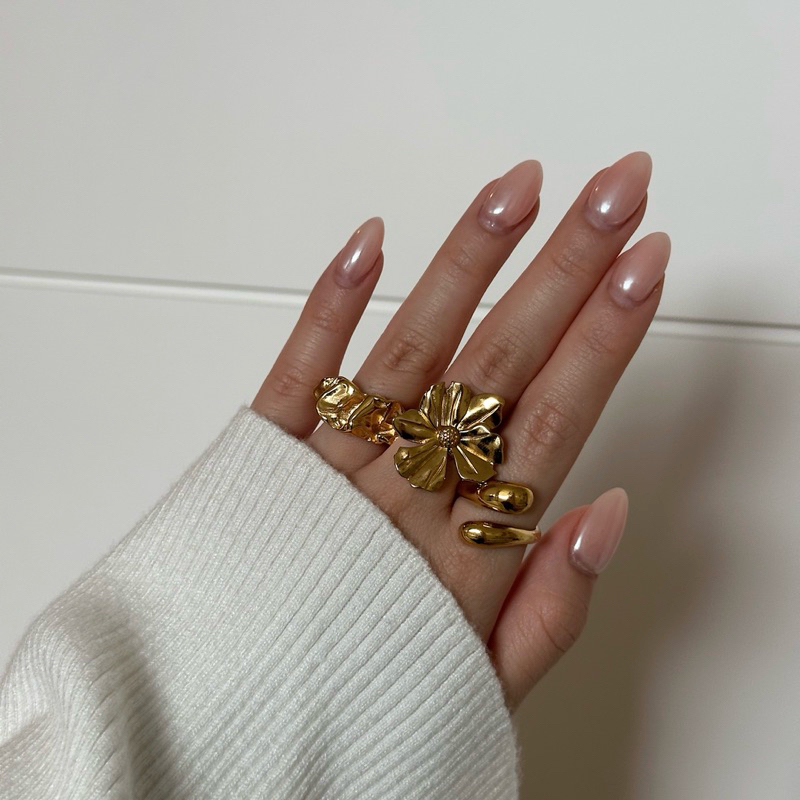 Louisë // Hibiscus Statement Adjustable Ring - 18k Gold Plated Stainless Steel (Anti Karat)