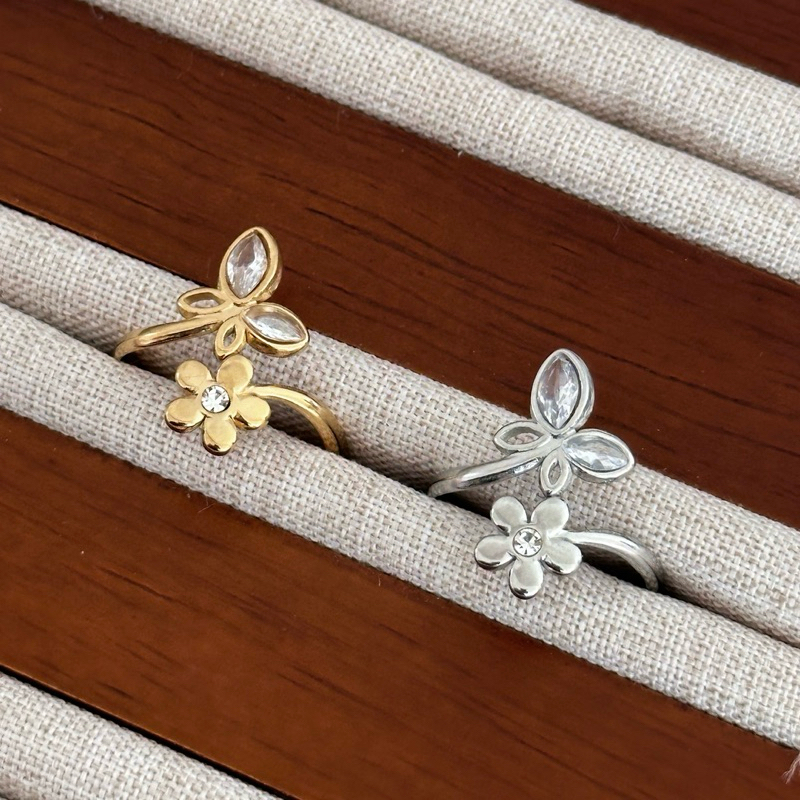 Louisë // Morning Dew Adjustable Statement Ring - 18k Gold Plated Statement Ring (Anti Karat)