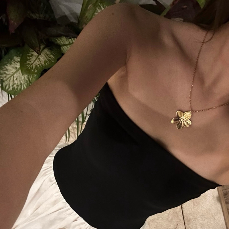 Louisë // Hibiscus Statement Necklace - 18k Gold Plated Stainless Steel (Anti Karat)