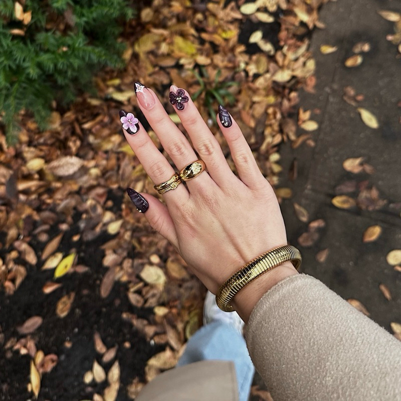 Louisë // Gold Mobius Ring - 18k Gold Plated Stainless Steel (Anti Karat)