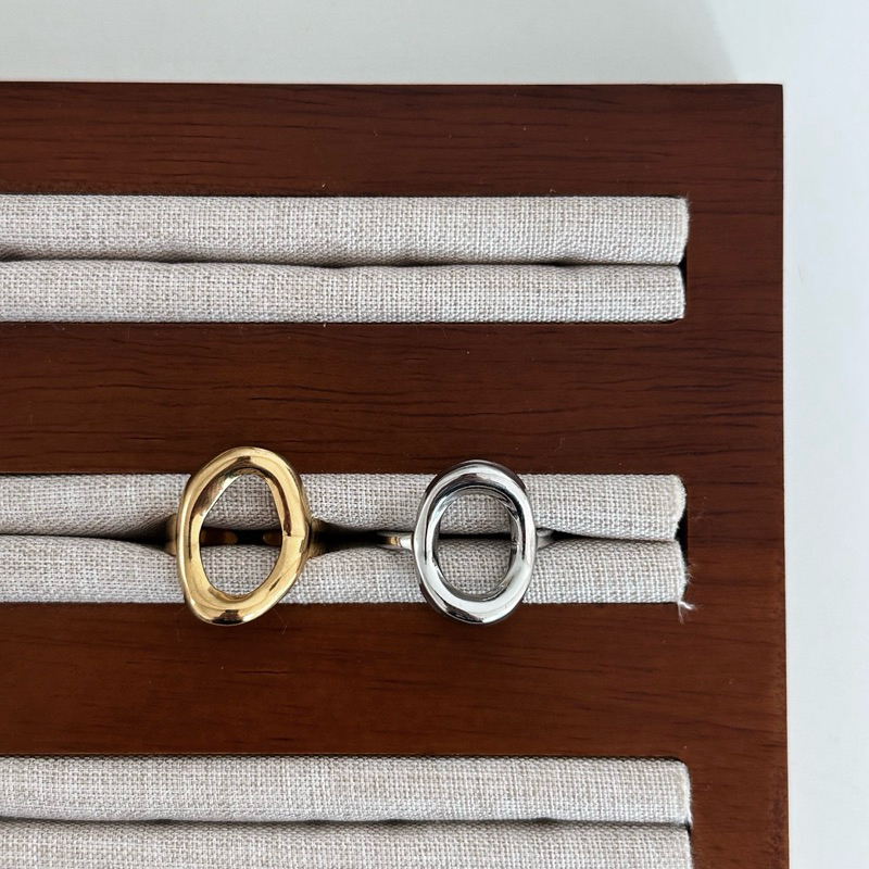 Louise // Orb Ring - 18k Gold Plated Stainless Steel (Anti Karat)
