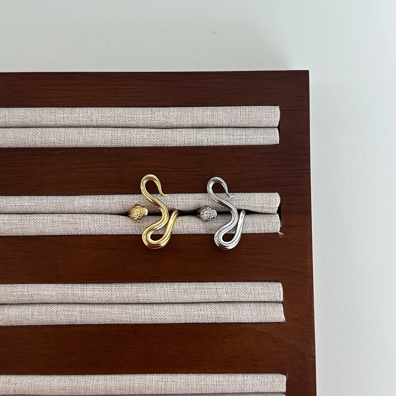 Louisë // Viper Adjustable Statement Ring - 18k Gold Plated Stainless Steel (Anti Karat)