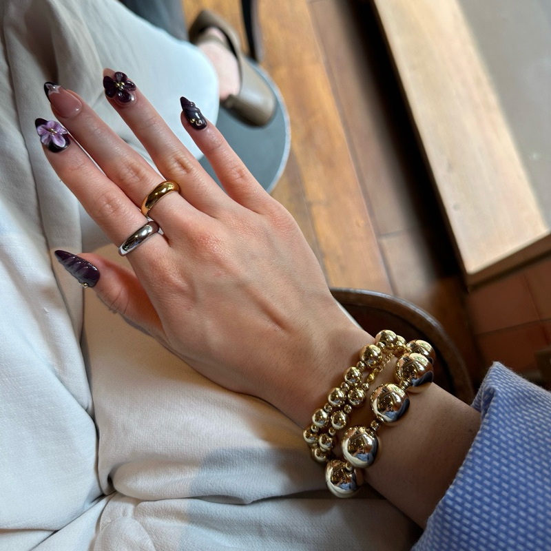 Louisë // Single Stack Ring - 18k Gold Plated Stainless Steel (Anti Karat)