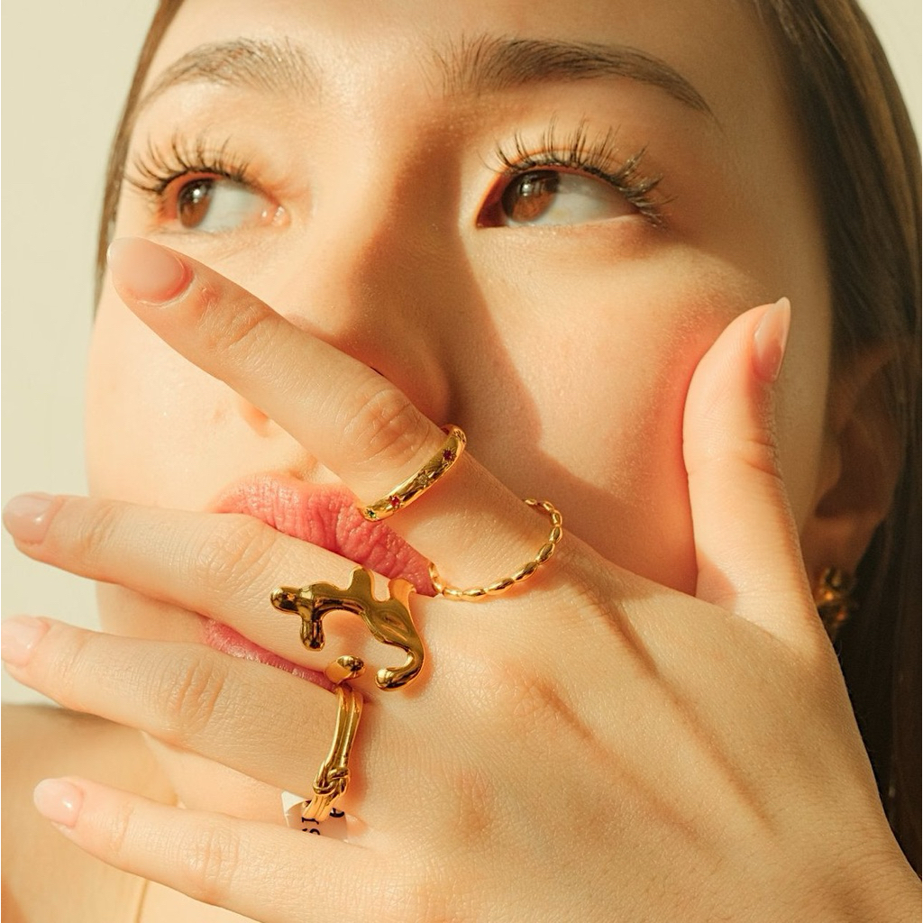 Louisë // Gold Tribeca Stone Ring - 18k Gold Plated Stainless Steel Cubic Zirconia (Anti Karat)