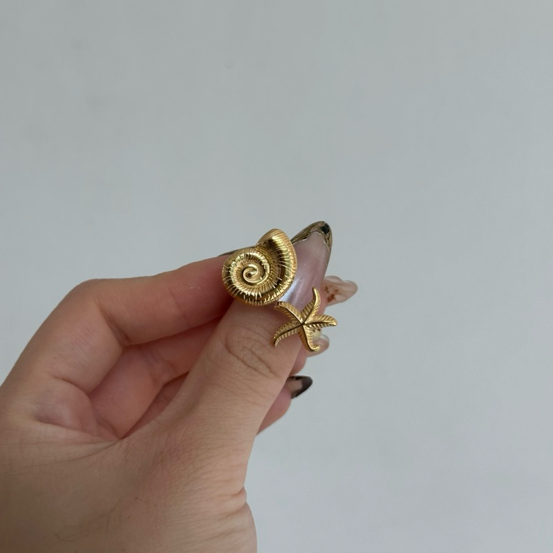 Louisë // Maldives Ring - 18k Gold Plated Stainless Steel (Anti Karat)
