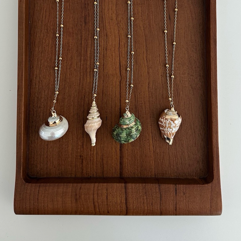 Louisë // Gelato by the Sea Seashell Necklace - 18k Gold Plated Stainless Steel w/ Real Seashells