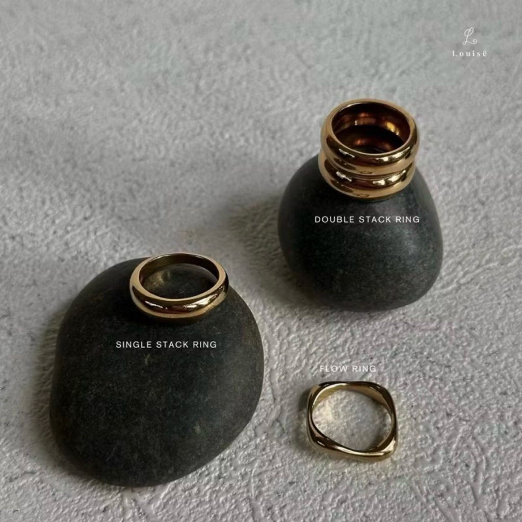 Louisë // Single Stack Ring - 18k Gold Plated Stainless Steel (Anti Karat)