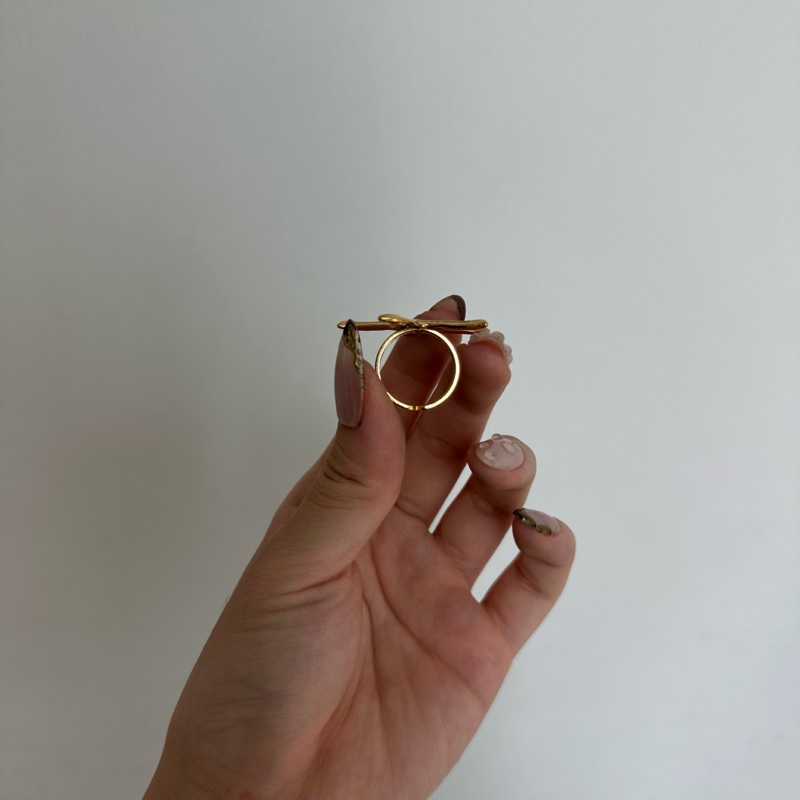 Louisë // Starfish Statement Ring - 18k Gold Plated Stainless Steel (Anti Karat)