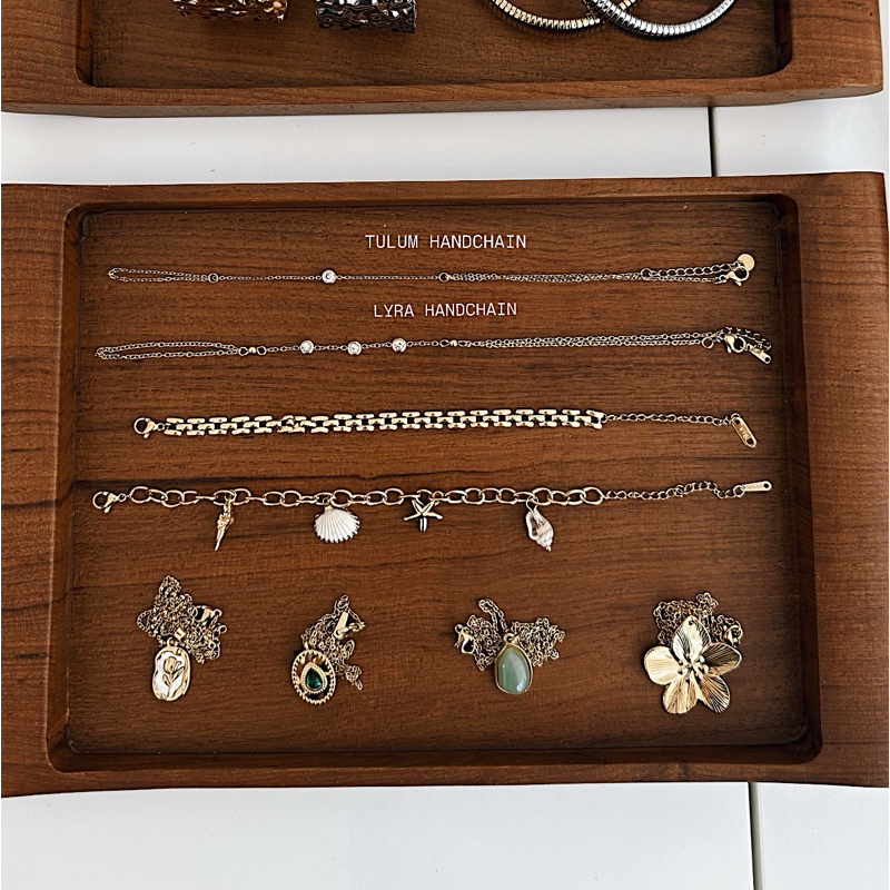 Louisë // Gold Hand Chains - 18k Gold Plated Stainless Steel w/ Cubic Zirconia (Anti Karat)