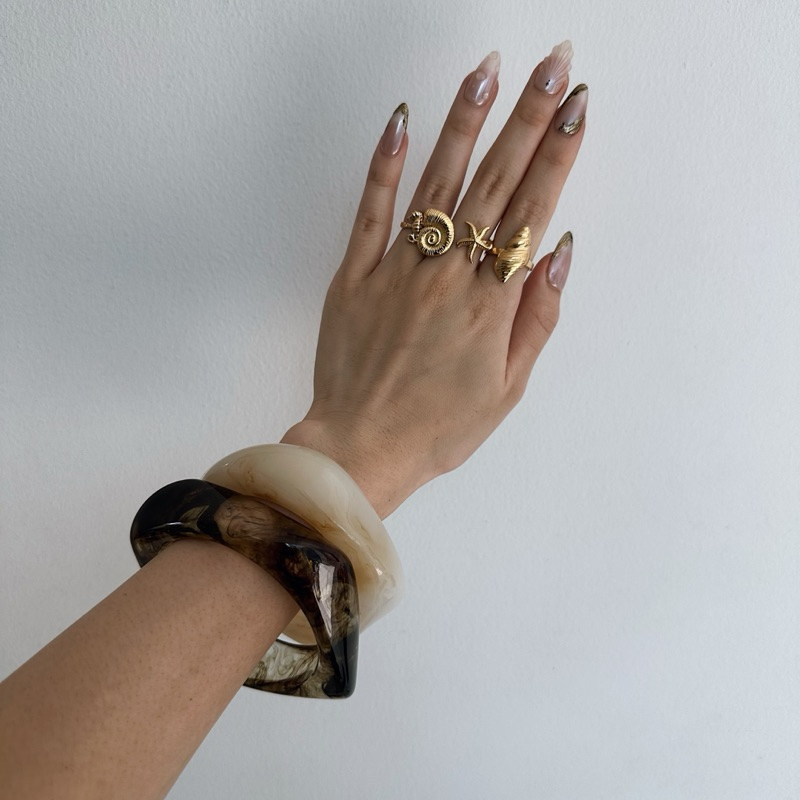 Louisë // Auntie Mei’s Tea Shop Bangles - Resin
