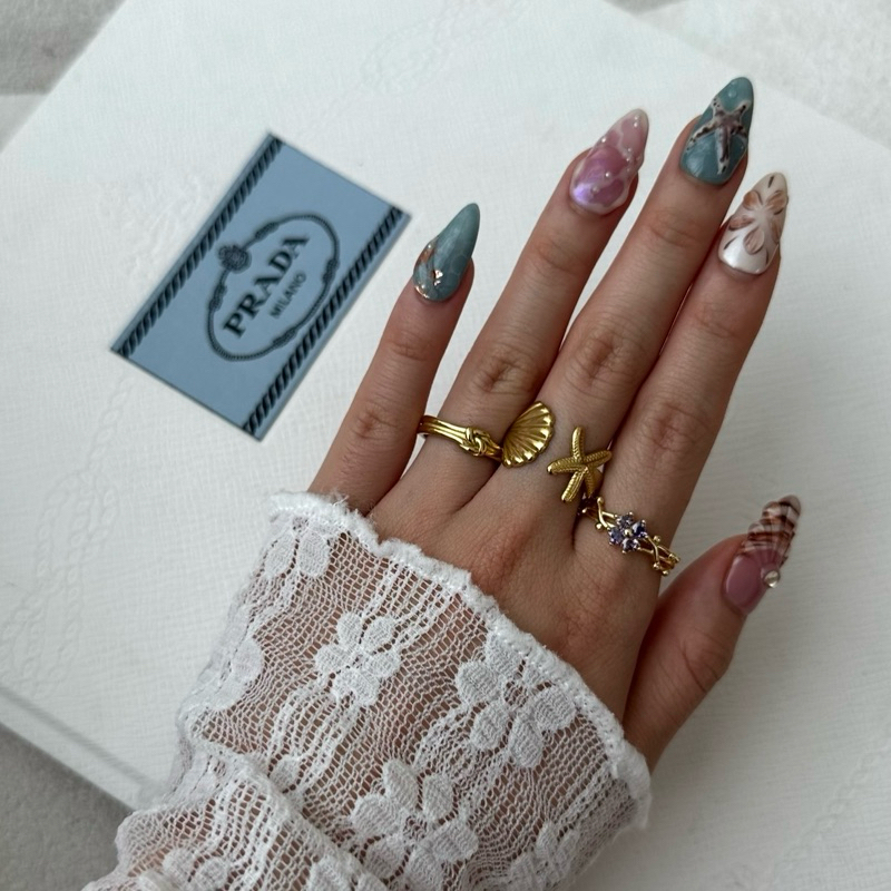 Louisë // Iris Flower Ring - 18k Gold Plated Stainless Steel w/ Cubic Zirconia (Anti Karat)