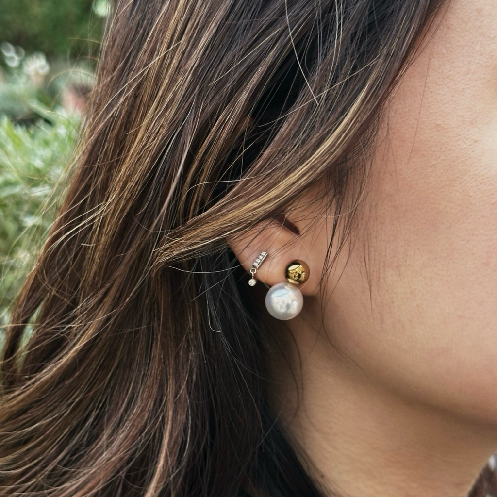 Louisë // Courtyard Pearl Earrings - 18k Gold Plated Stainless Steel (Anti Karat)
