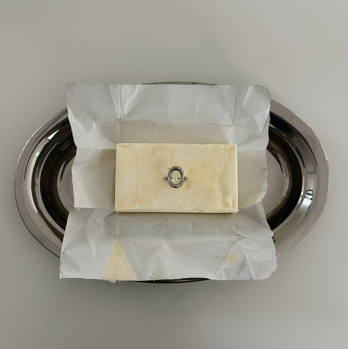 Louise // Orb Ring - 18k Gold Plated Stainless Steel (Anti Karat)