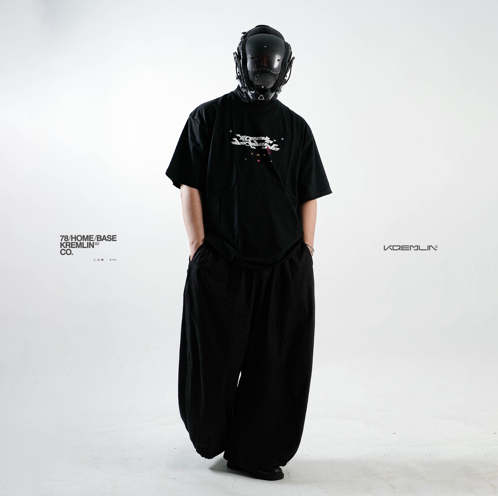 KREMLIN T-Shirt Oversized Relaxed Fit Black - Akiba
