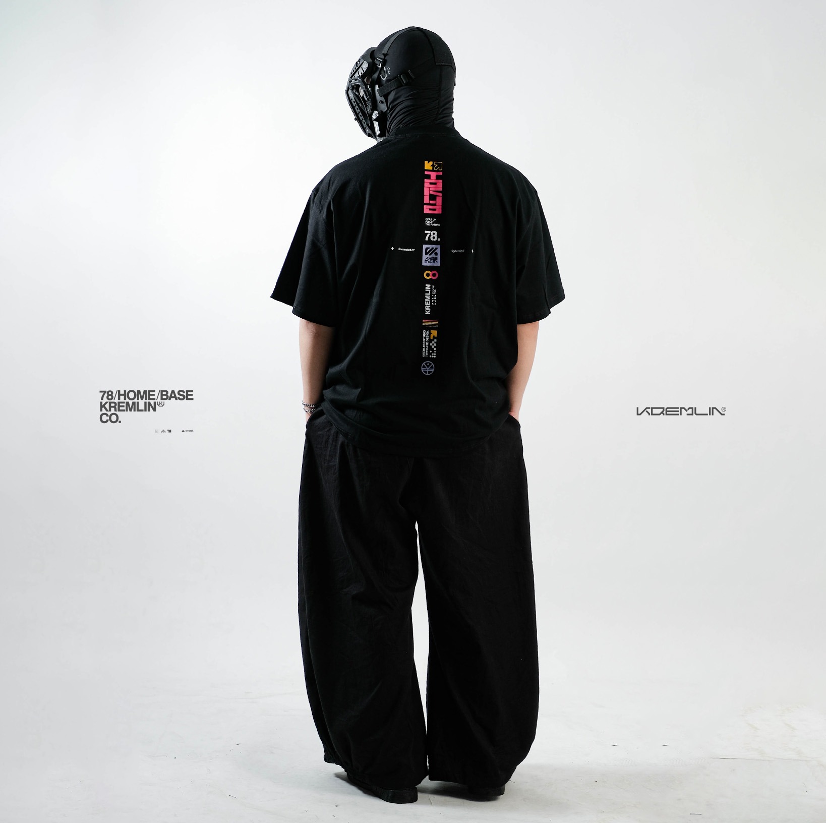KREMLIN T-Shirt Oversized Relaxed Fit Black - Akiba