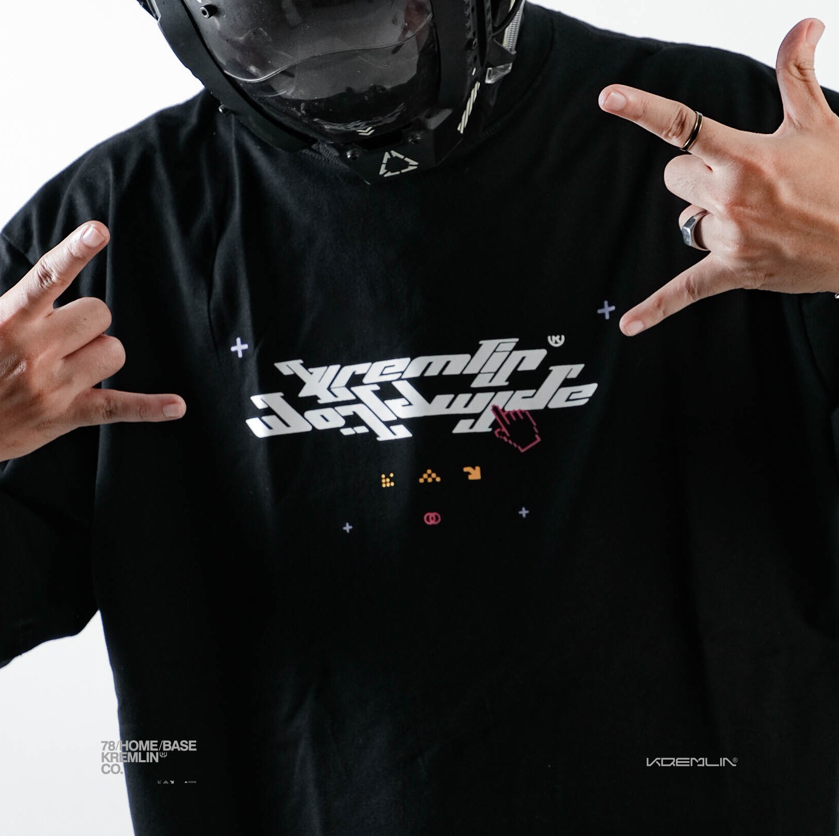 KREMLIN T-Shirt Oversized Relaxed Fit Black - Akiba