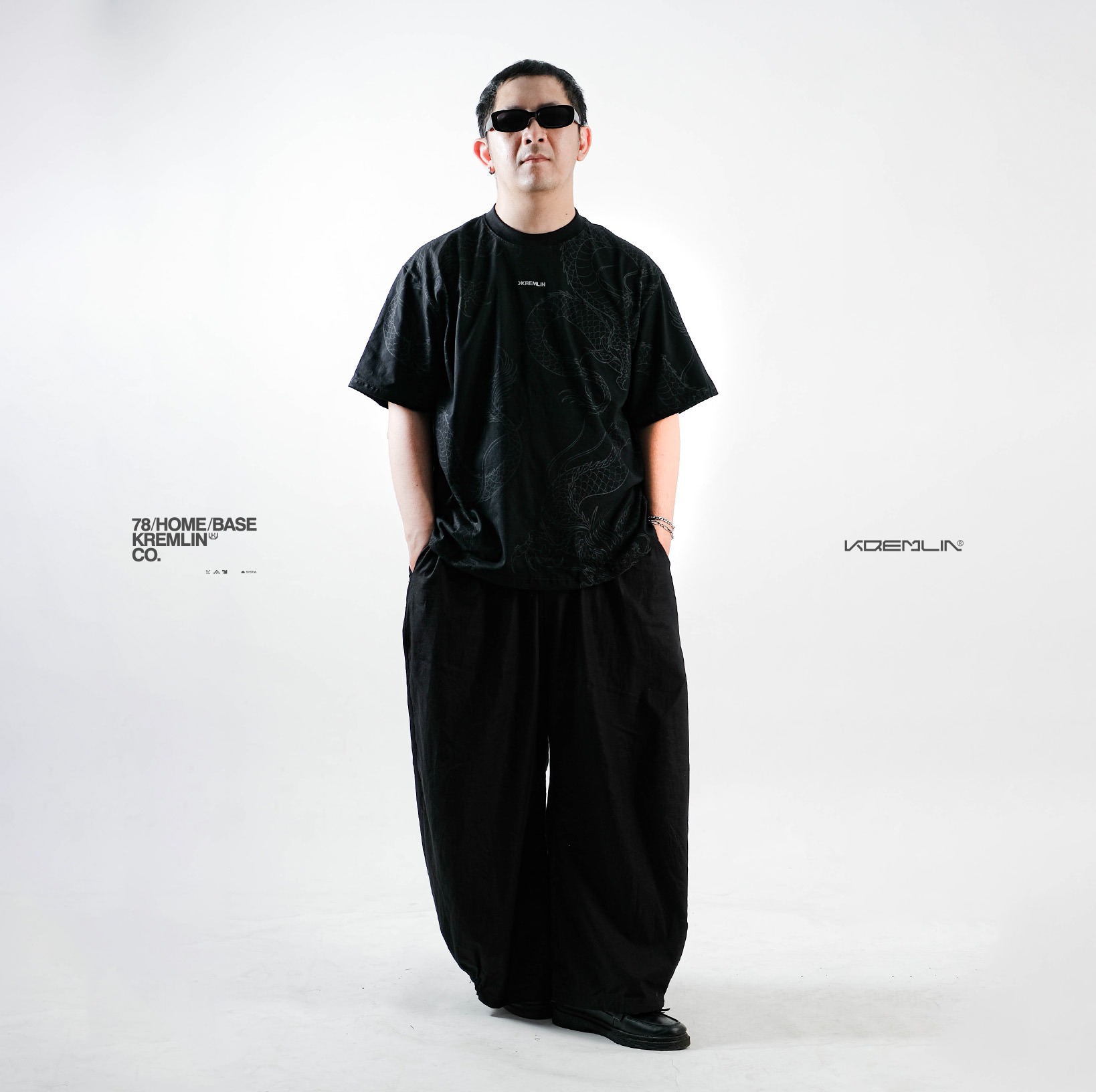 KREMLIN T-Shirt Oversized Relaxed Fit Black - Amon