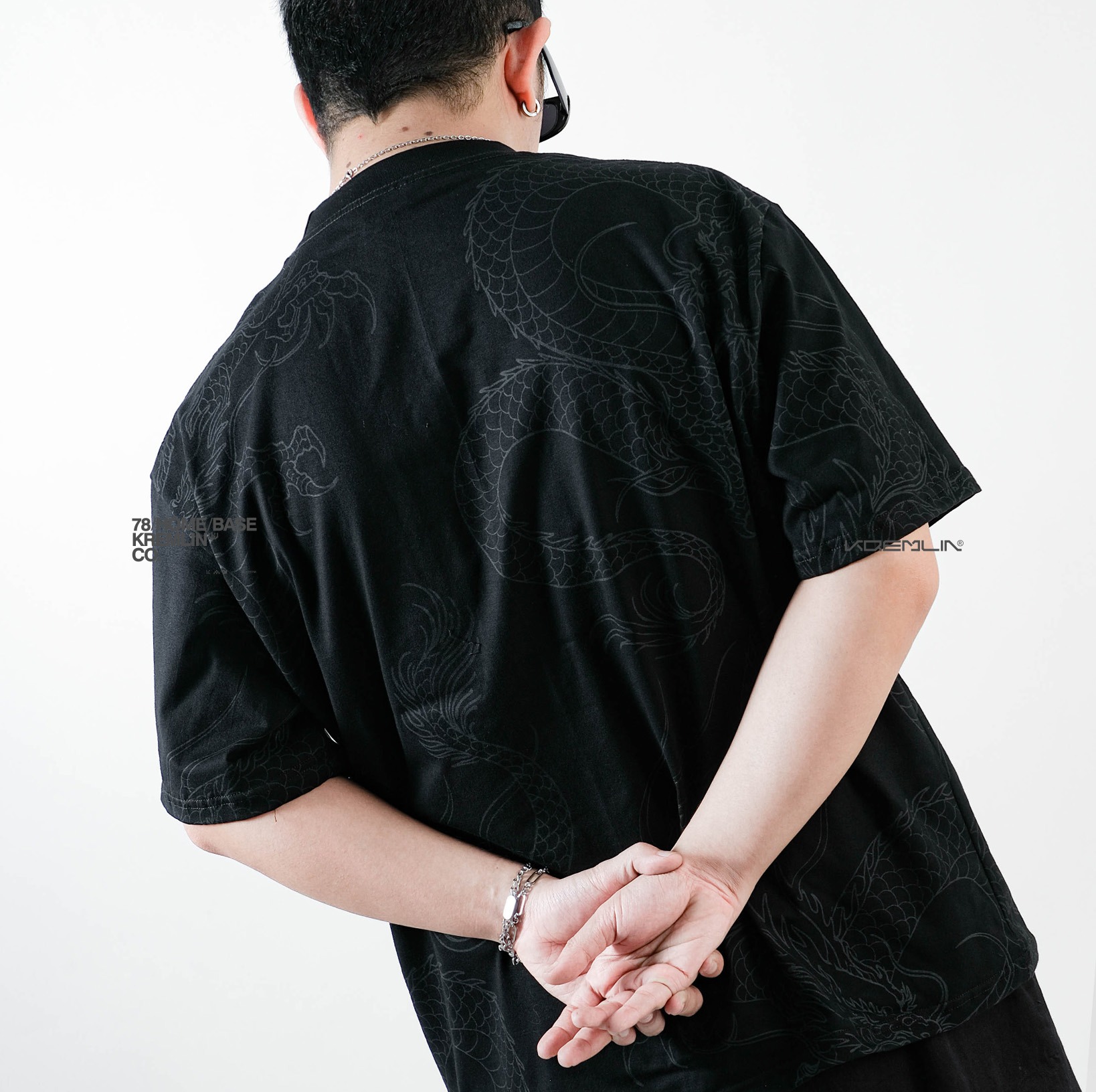 KREMLIN T-Shirt Oversized Relaxed Fit Black - Amon