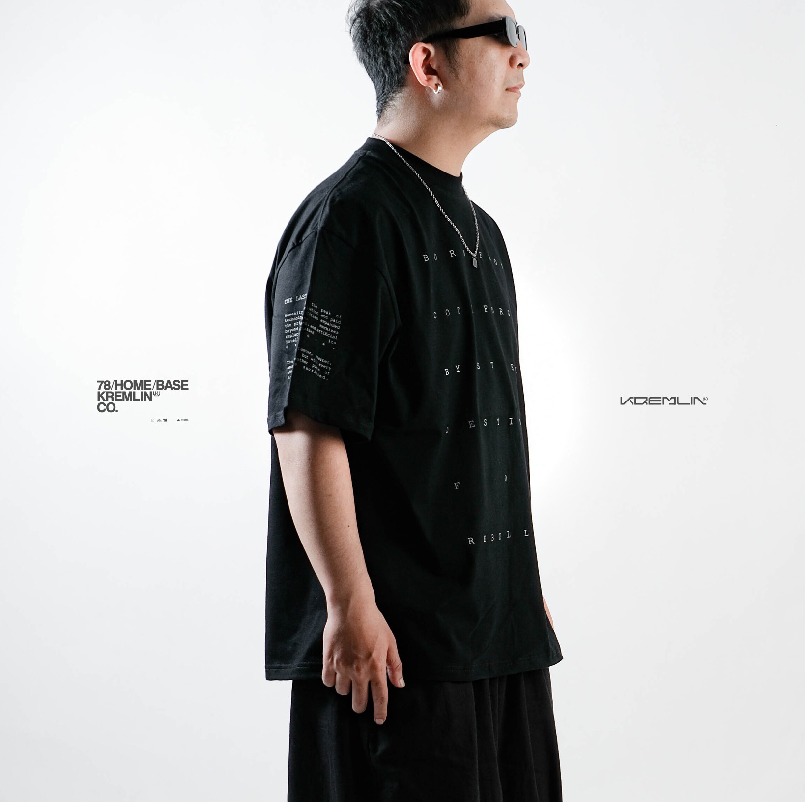 KREMLIN T-Shirt Oversized Relaxed Fit Black - Ascension