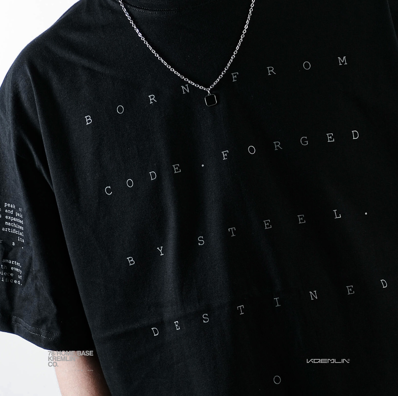 KREMLIN T-Shirt Oversized Relaxed Fit Black - Ascension