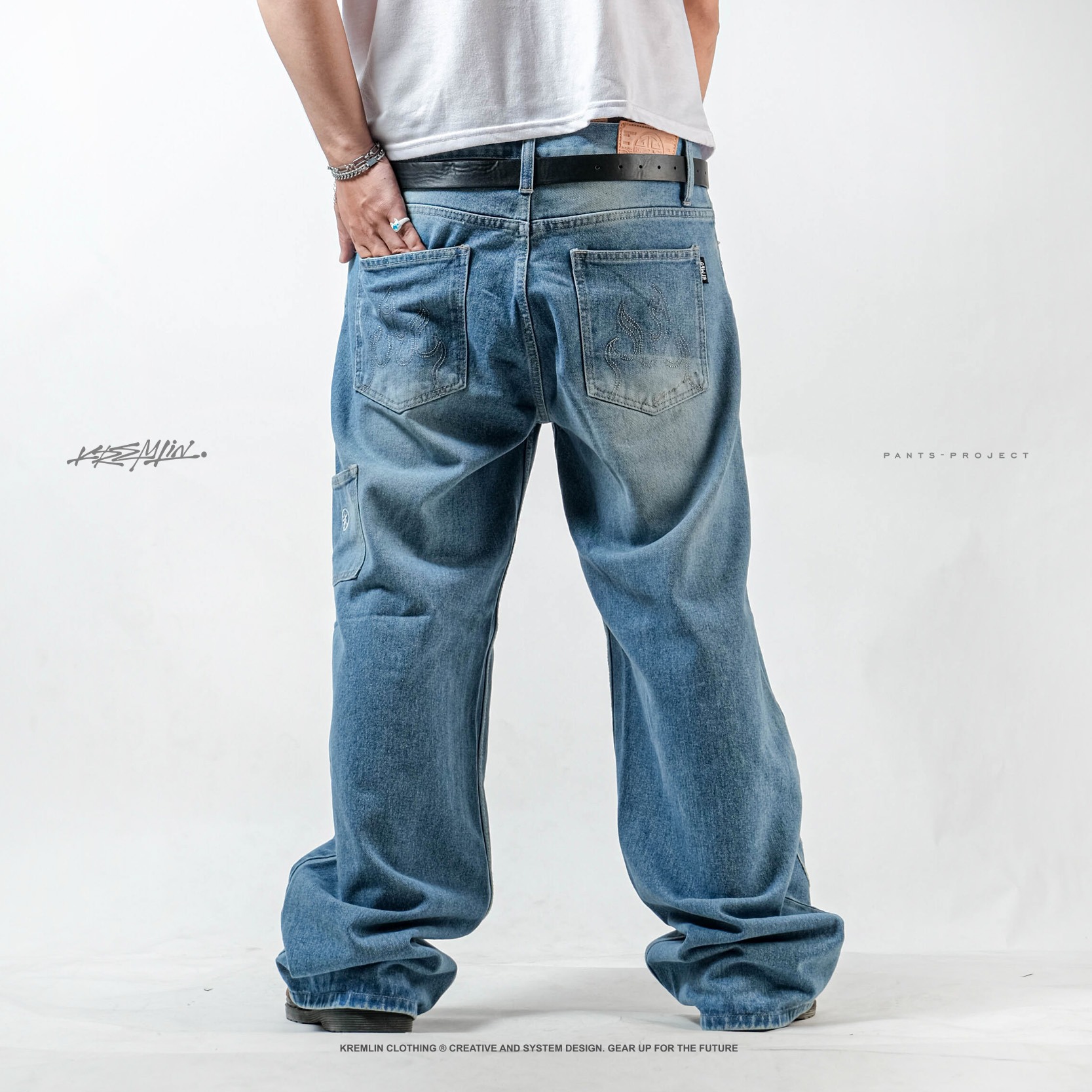 KREMLIN Celana Loose Jeans Denim Wash Sky Blue - BLAME