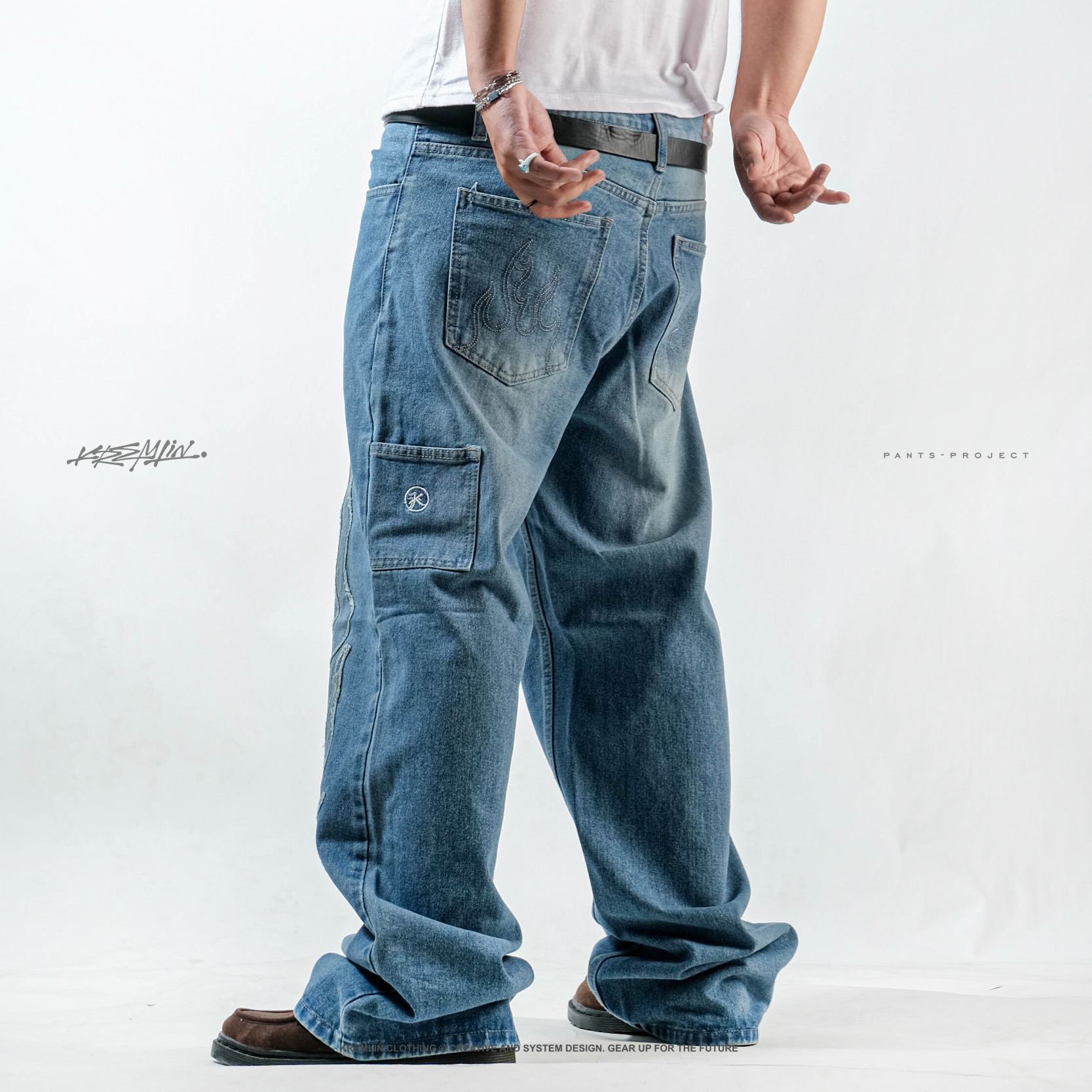 KREMLIN Celana Loose Jeans Denim Wash Sky Blue - BLAME
