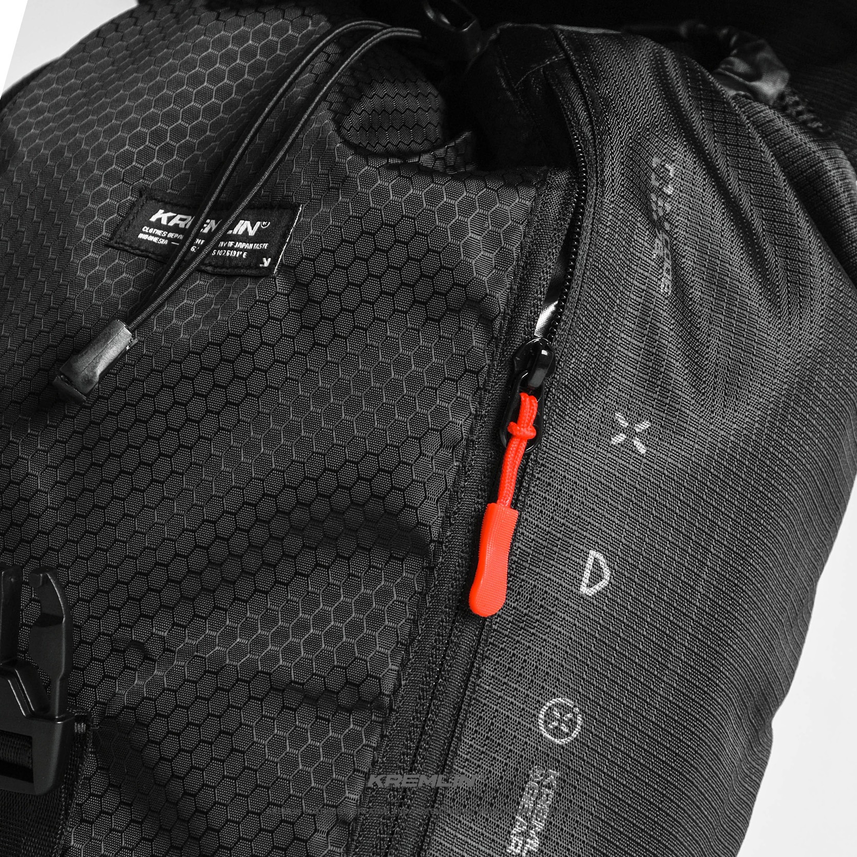 KREMLIN Tas Daypack Ransel Techwear Minimalist - CODEX