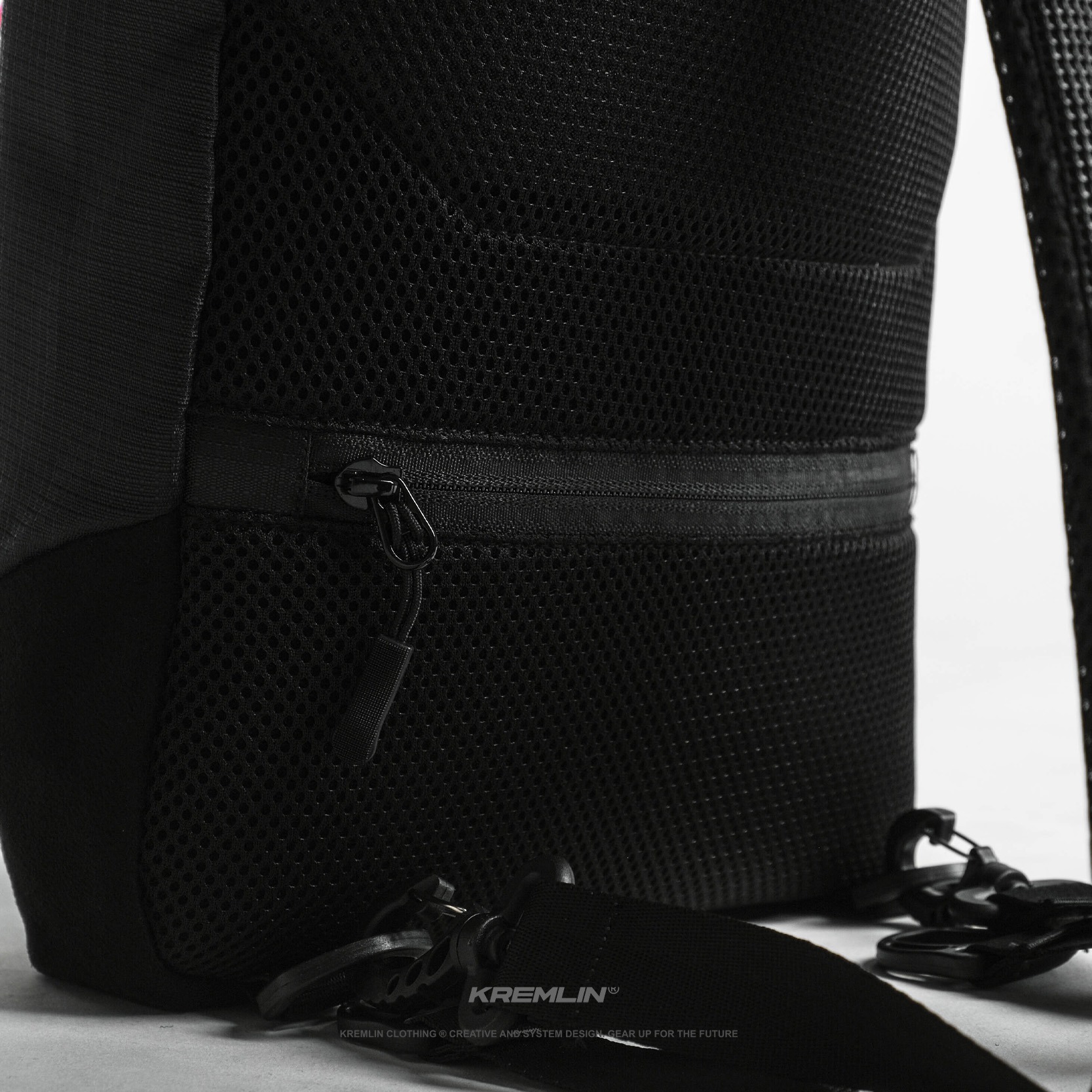KREMLIN Tas Daypack Ransel Techwear Minimalist - CODEX