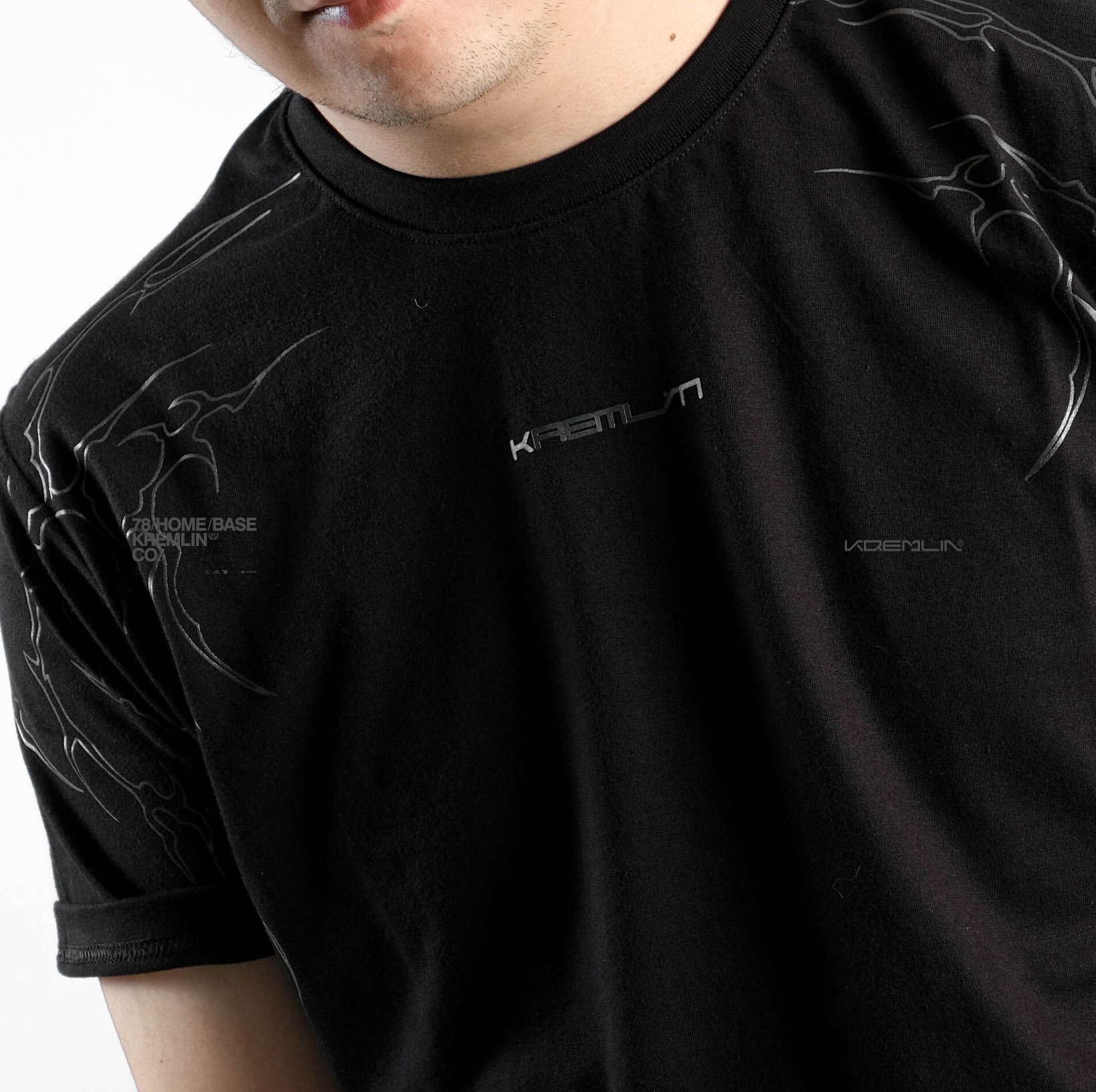 Kremlin T-shirt Regular Kaos Graphic Cyber Black - Cybergil