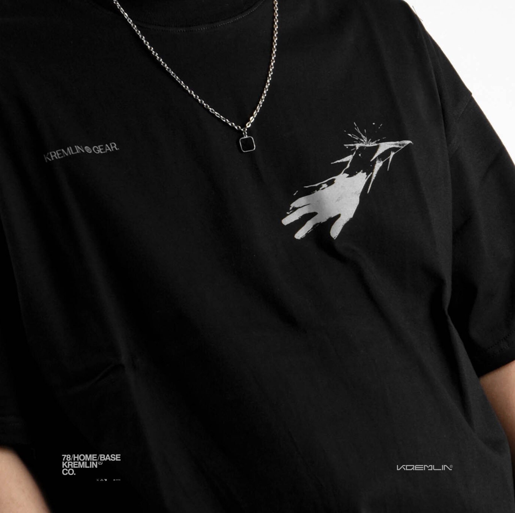 KREMLIN T-Shirt Boxy OVS Fit Black - Dance of Bone