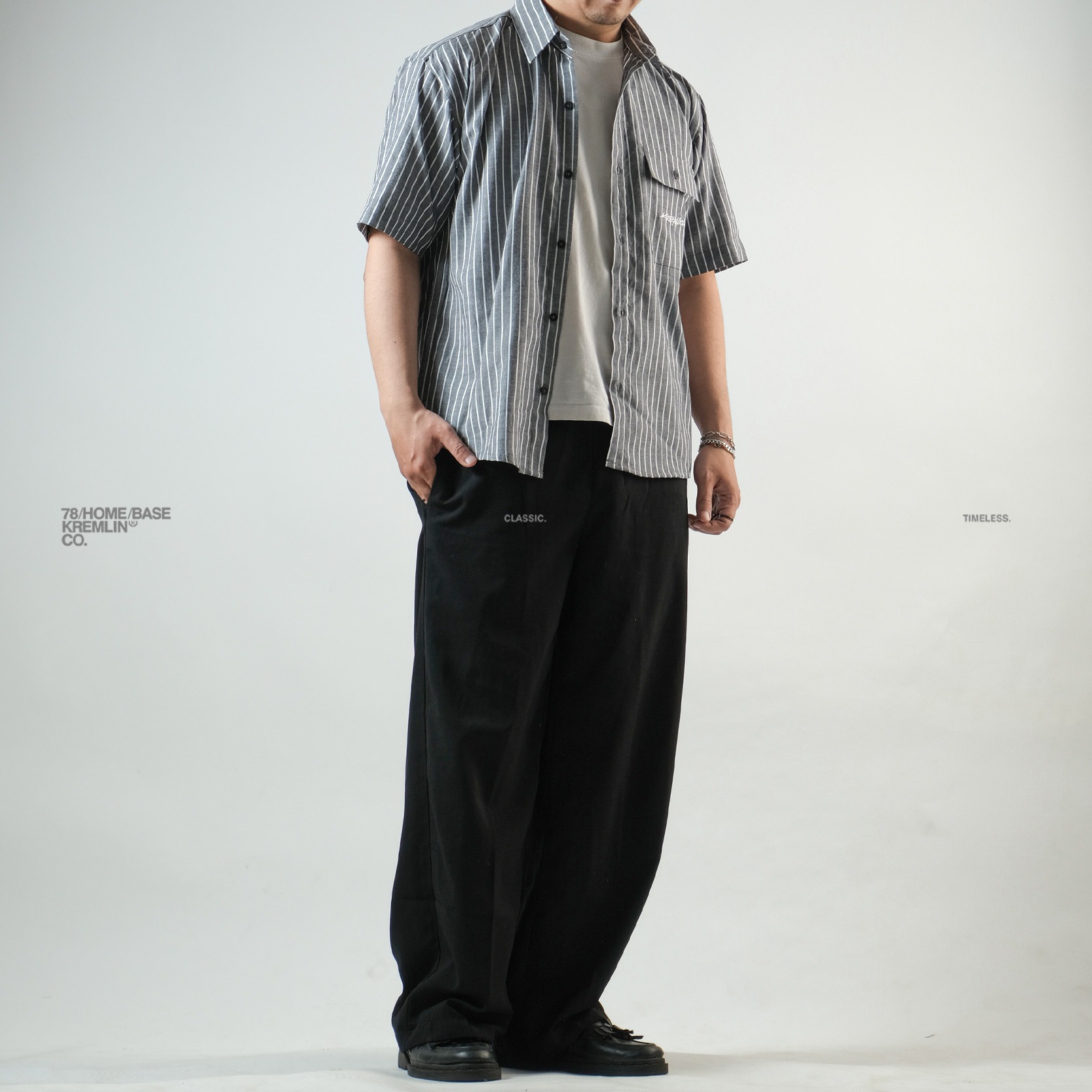 KREMLIN Shirt Kemeja Salur Pinstripe - Regular - EDO Black